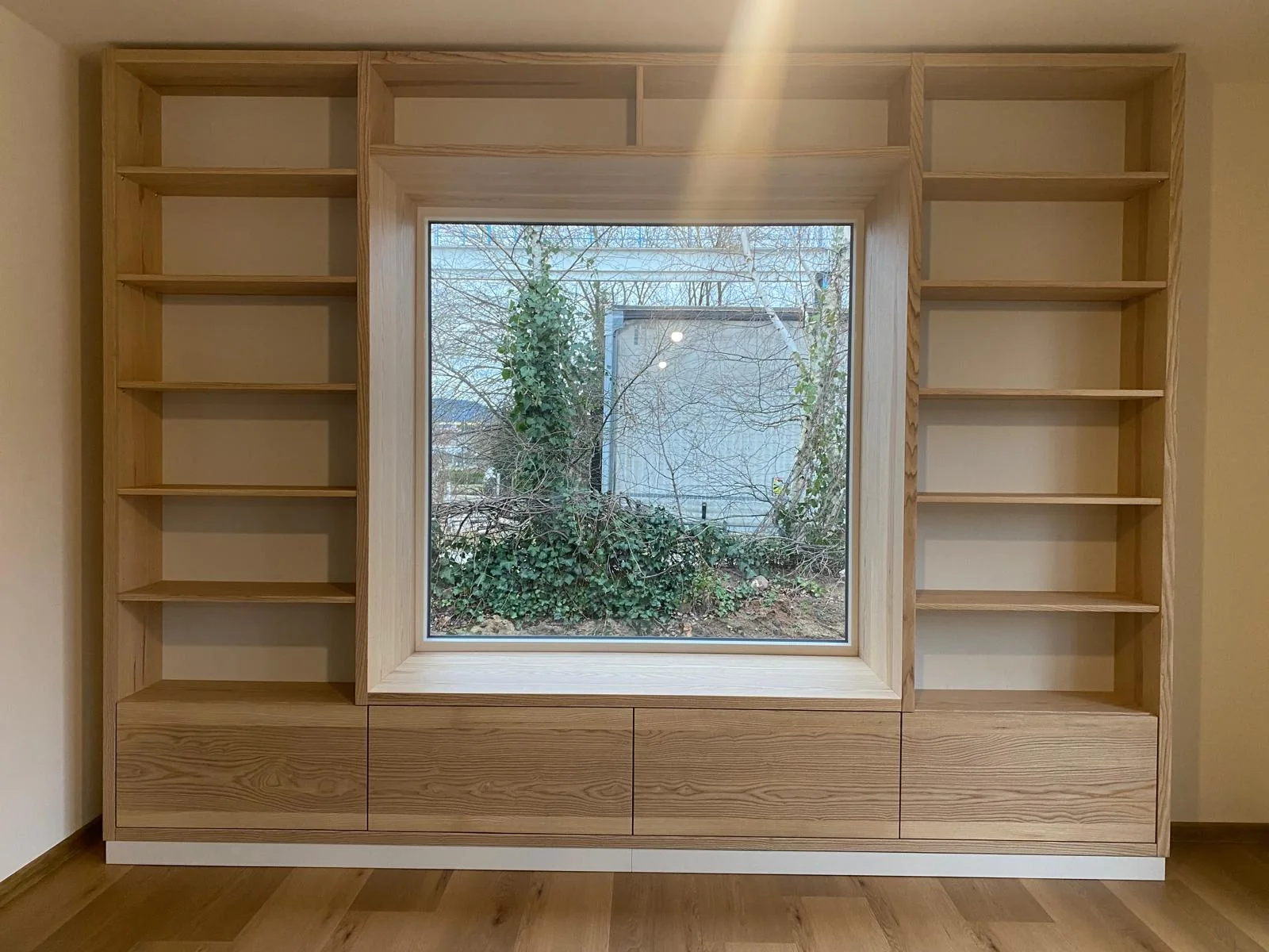 Innenausbau Projekt Regalnische