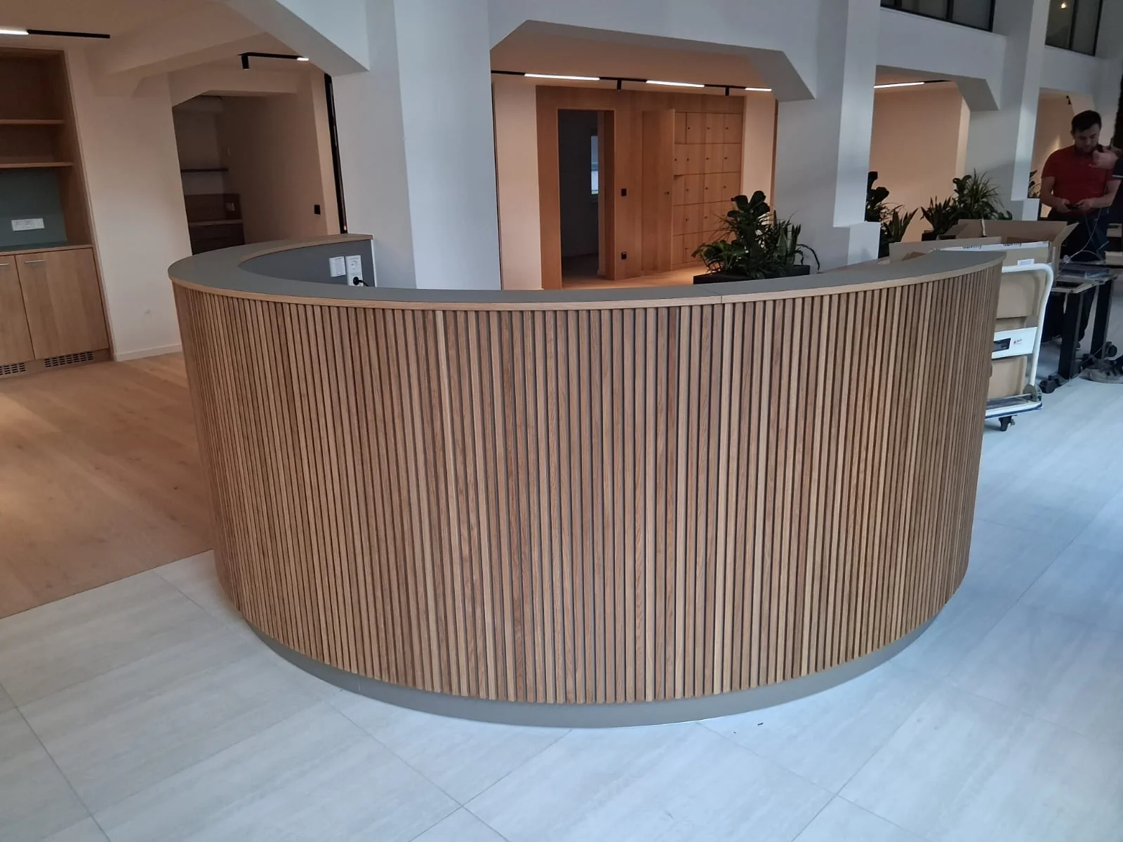 Möbelbau Projekt Rundtheke